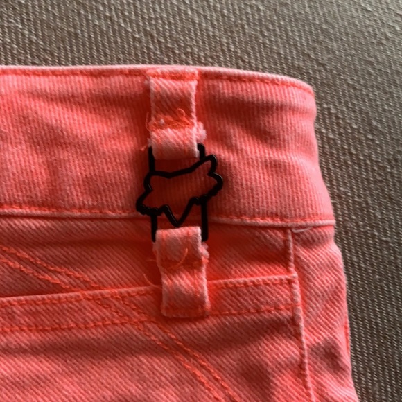 Fox Outshine Shorts - Picture 5 of 5